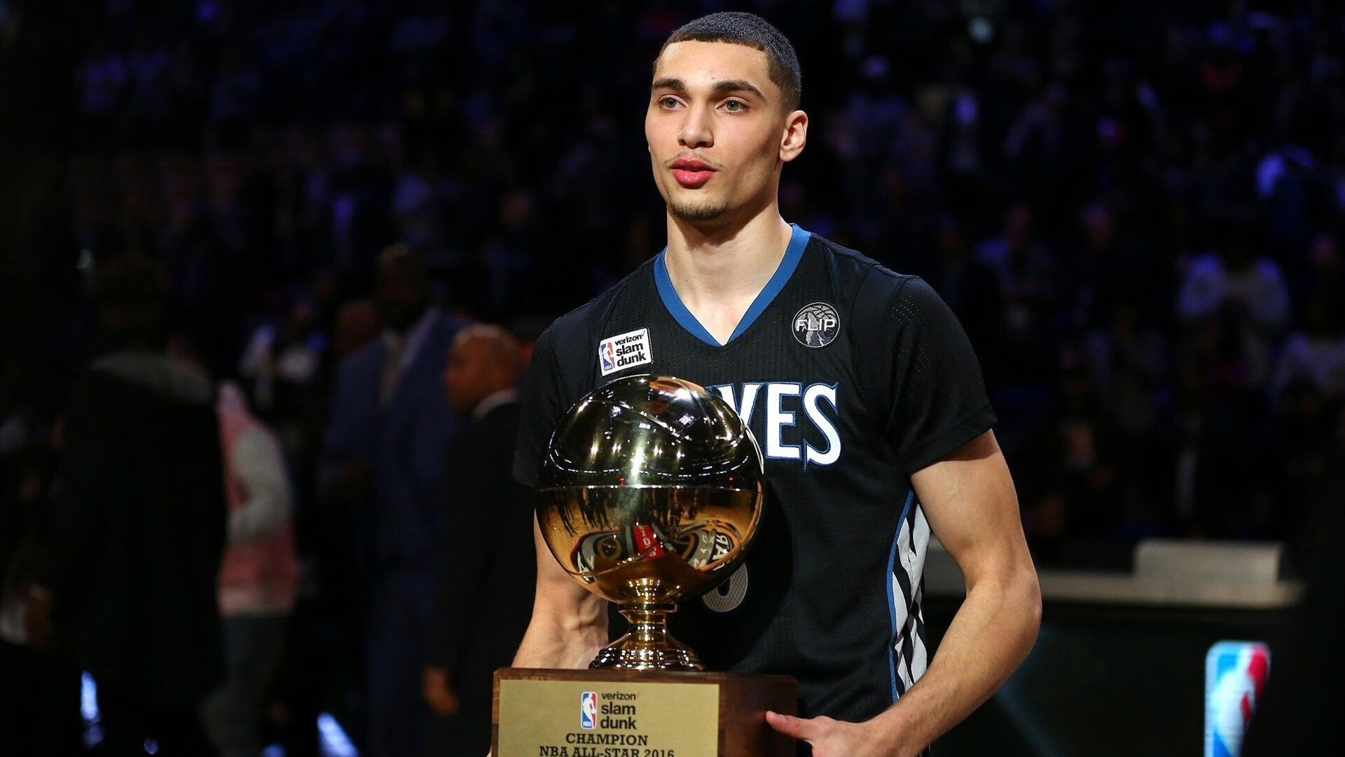 开云入口-篮球公益课走进山区学校为孩子们带来全新体育体验，篮球公益活动